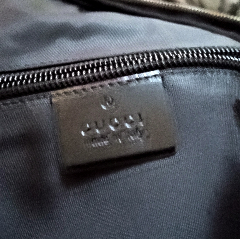 Backpack - Picture 3 of 5